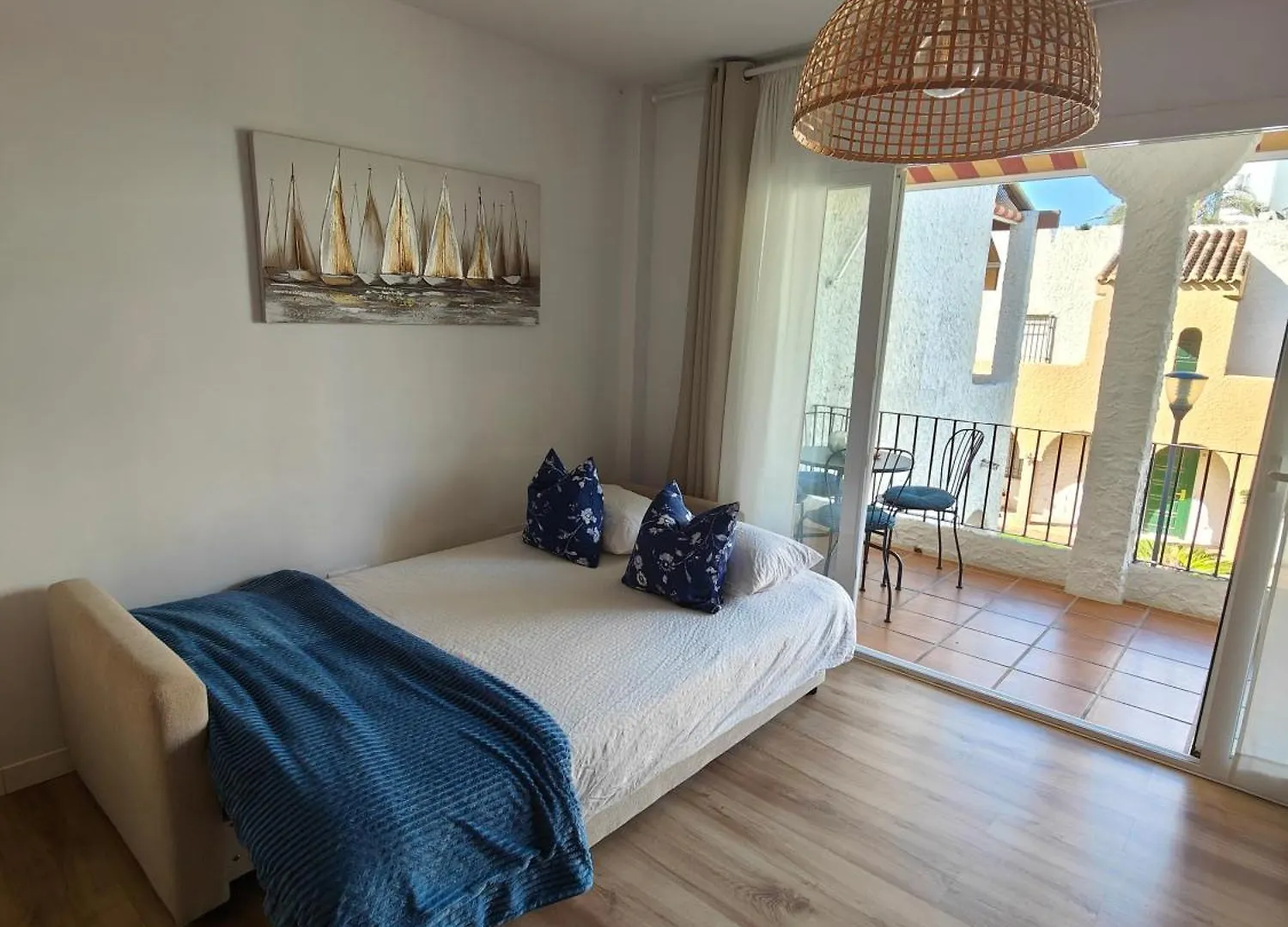 Renovated Apartment On Beachside With Pool Nerja