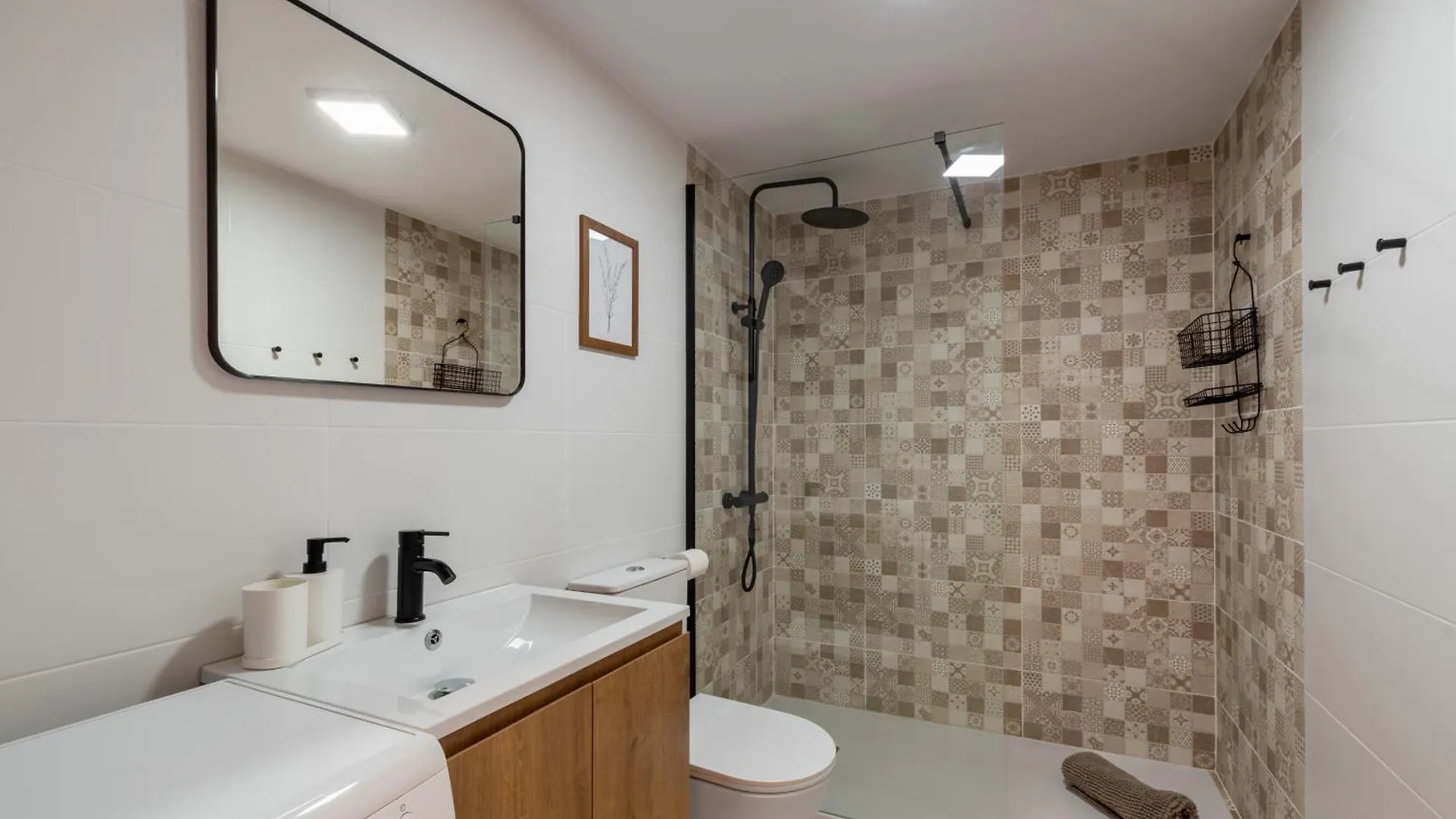 Renovated Apartment On Beachside With Pool Nerja 0*,