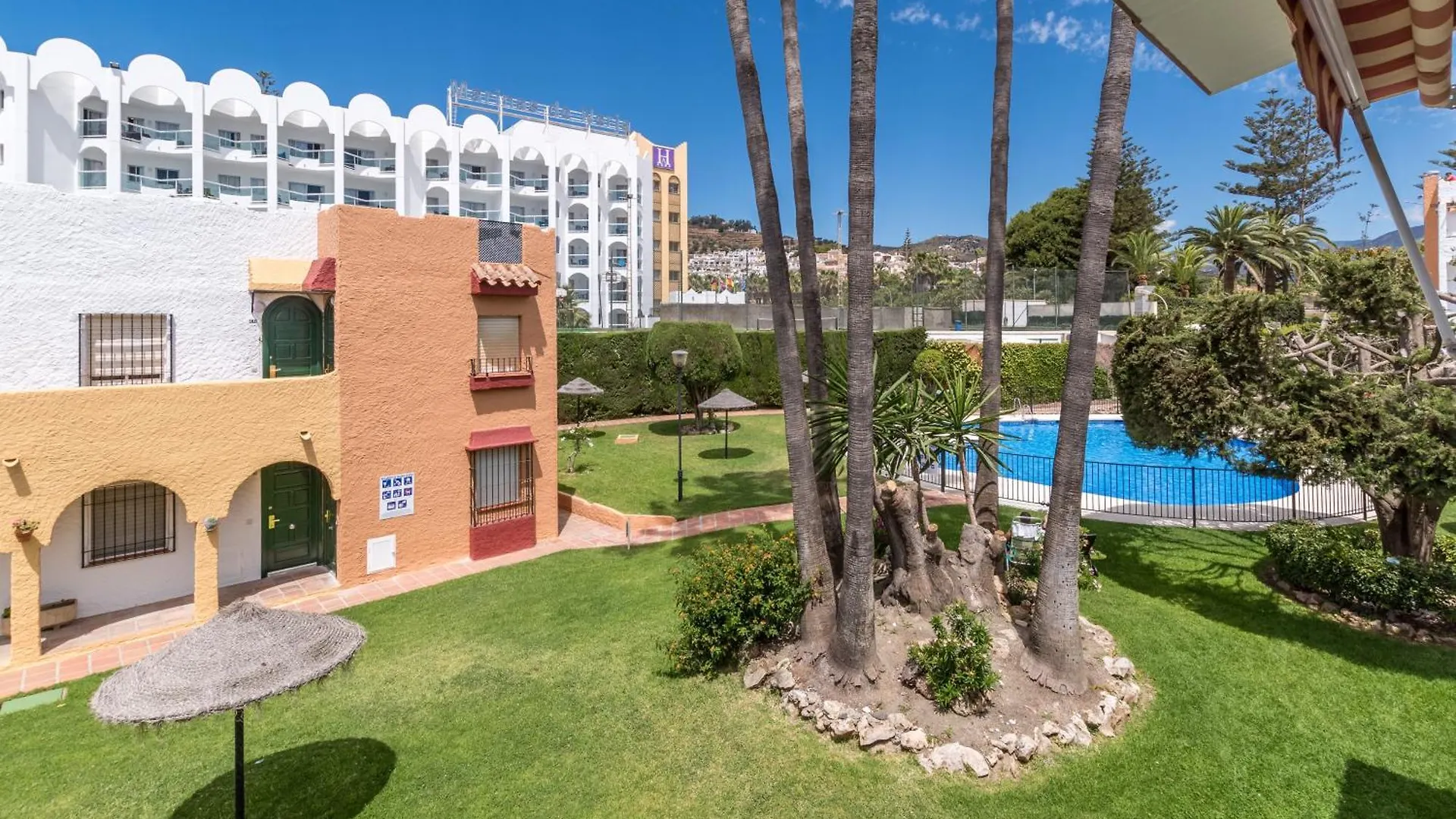 Renovated Apartment On Beachside With Pool Nerja 0*,  Spain